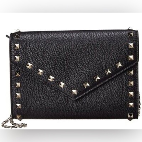 Valentino Garavani Handbags - New without tags authentic Valentino garavani rockstud grainy wallet on a chain